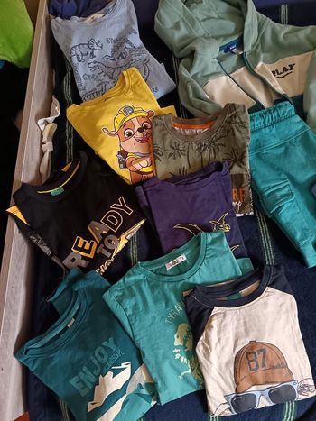 Lot vêtements garçon 5 ans