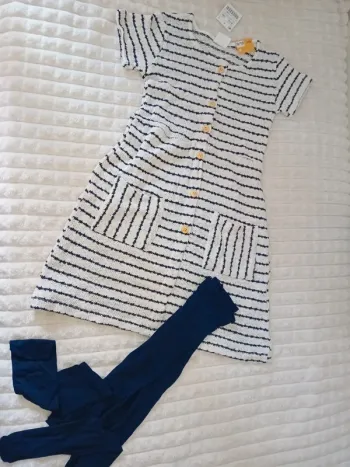 Robe en maille fille neuf 9/10ans Lefties 🤍🌼