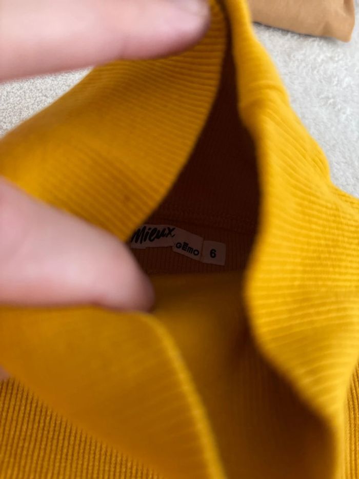 T-shirt manches longues col roulé 6 ans - photo numéro 3