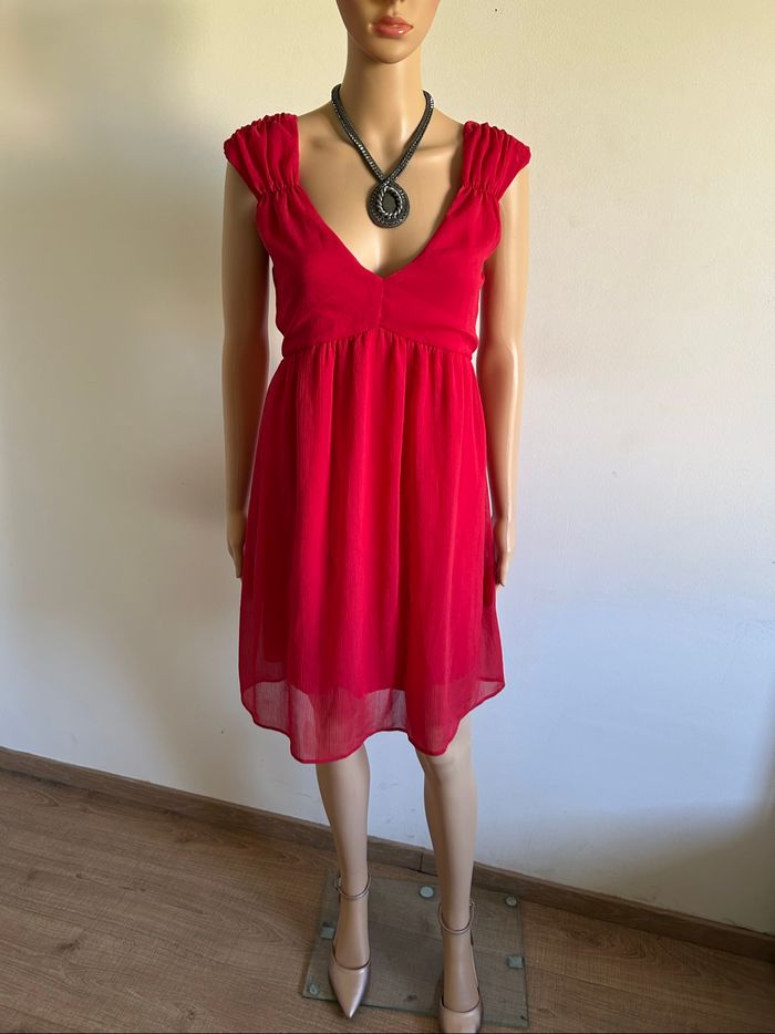 Robe rouge sans manches Naf Naf taille 38 comme neuve - photo numéro 3