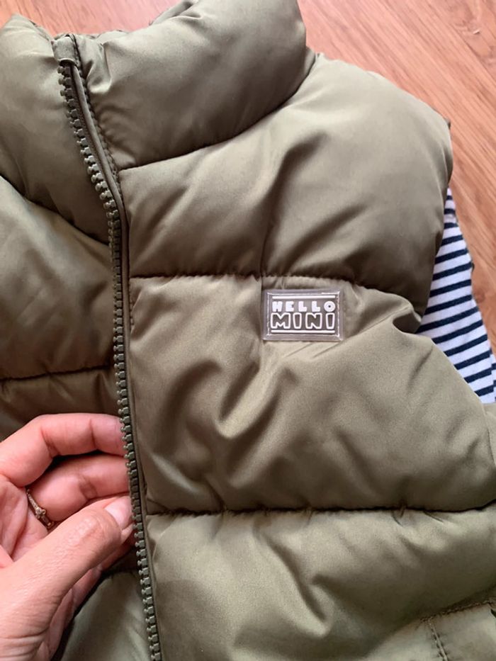 Lot doudoune sans manche plus veste capuche - photo numéro 3