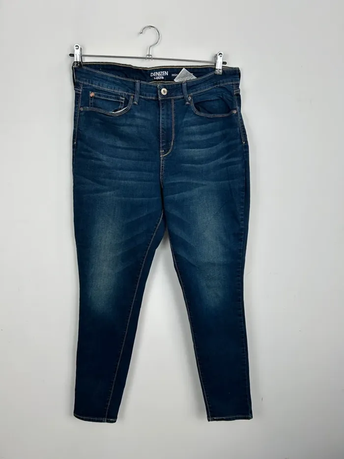 Jean Levi's Denizen Femme Bleu Marine W33 L30 | High Rise Skinny | Taille FR44 | Très Bon État BP83 - photo numéro 2