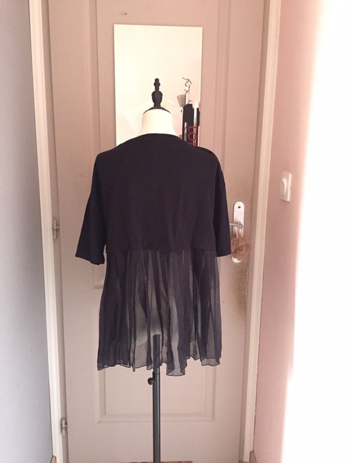 Teeshirt 👚 noir manches courtes Zara taille L 10€ - photo numéro 7