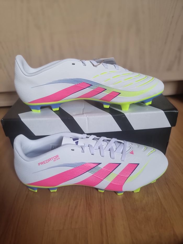 Chaussure de football - photo numéro 3
