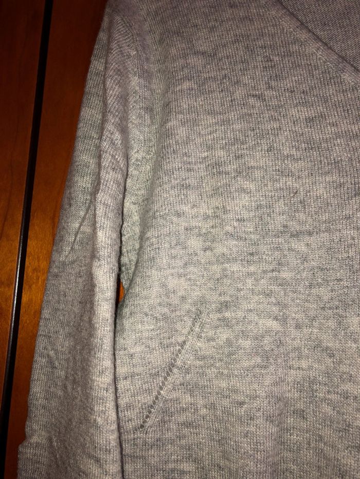 Pull gris col v Interdée - photo numéro 2