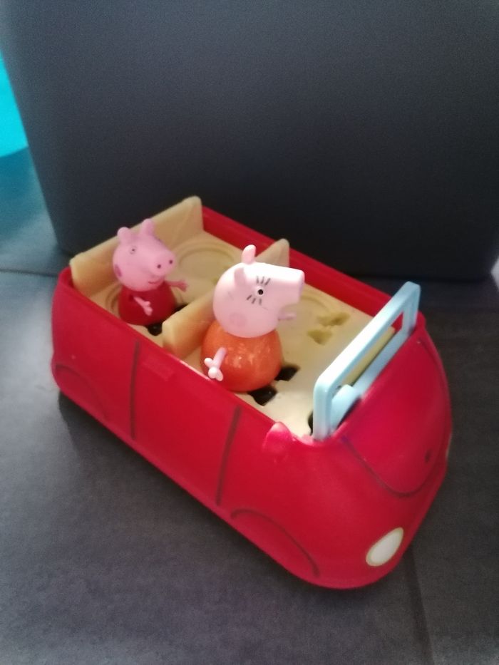 Voiture de peppa pig