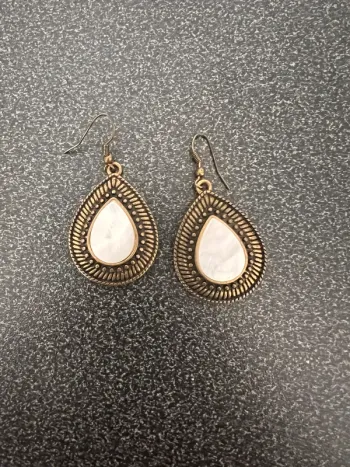 Boucles d’oreille fantaisie