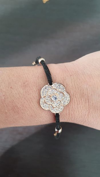 Bracelet fleur avec strass