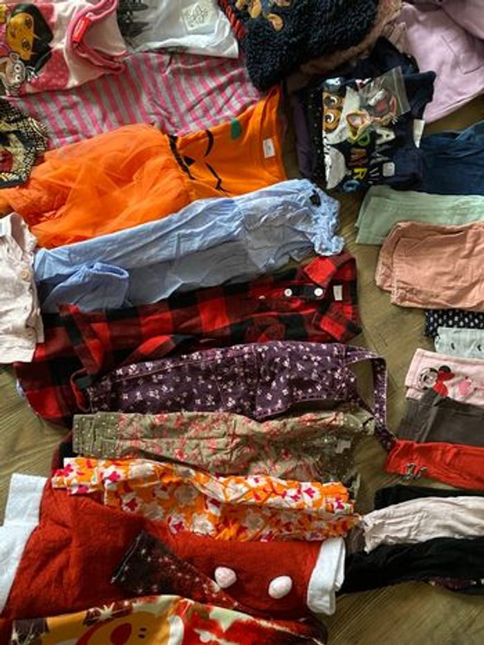 Lot 70 vêtements fille T3 ans - photo numéro 8