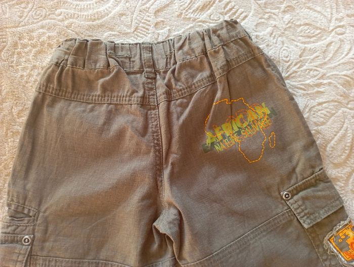 Lot de 2 shorts 4 ans très bon état - photo numéro 16
