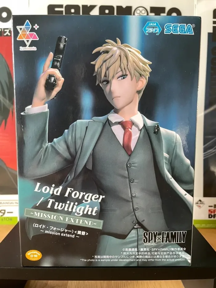 Spy x Family – Figurine Loid Forger Luminasta Mission Extend 22cm Sega - photo numéro 2