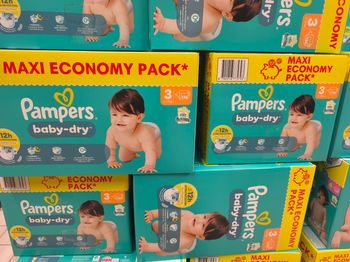Couche  Pampers taille 3