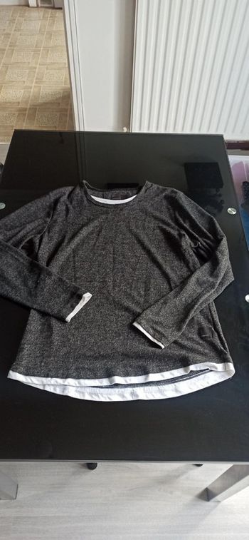 Pull moucheté gris et blanc