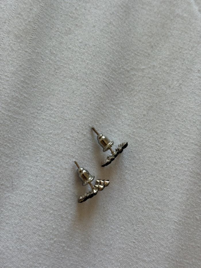 petites boucles d’oreilles strass noir noeuds papillon - photo numéro 3