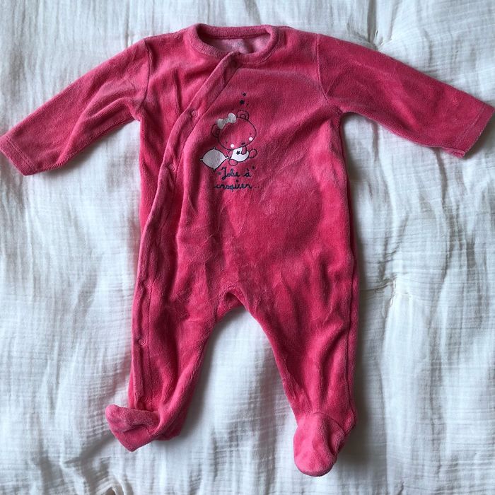 Lot de pyjamas en velours 1 mois - photo numéro 2