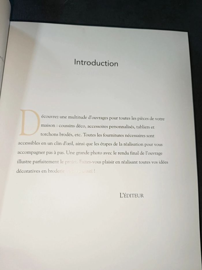 Livre la broderie créative - photo numéro 2