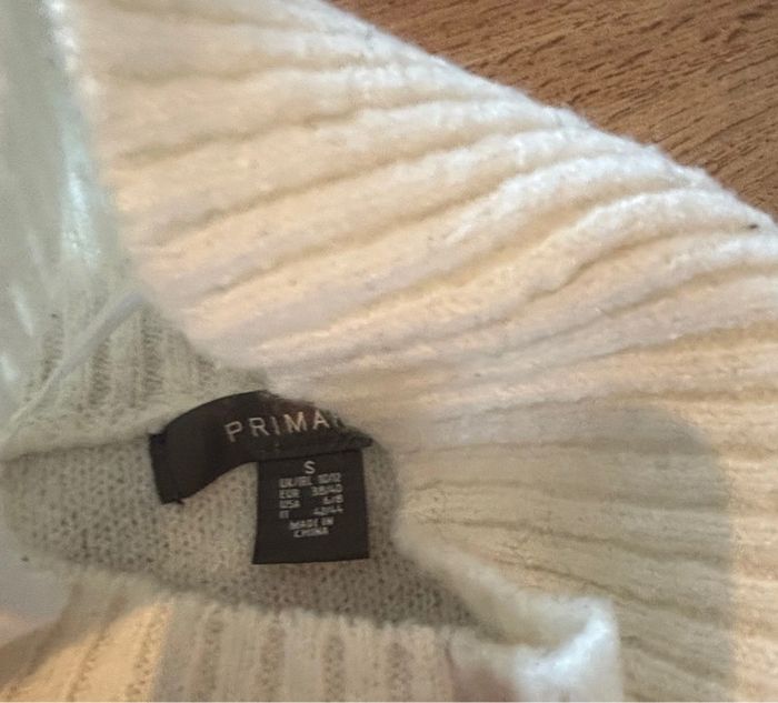 Lot 2 pulls femme Primark taille S - photo numéro 2