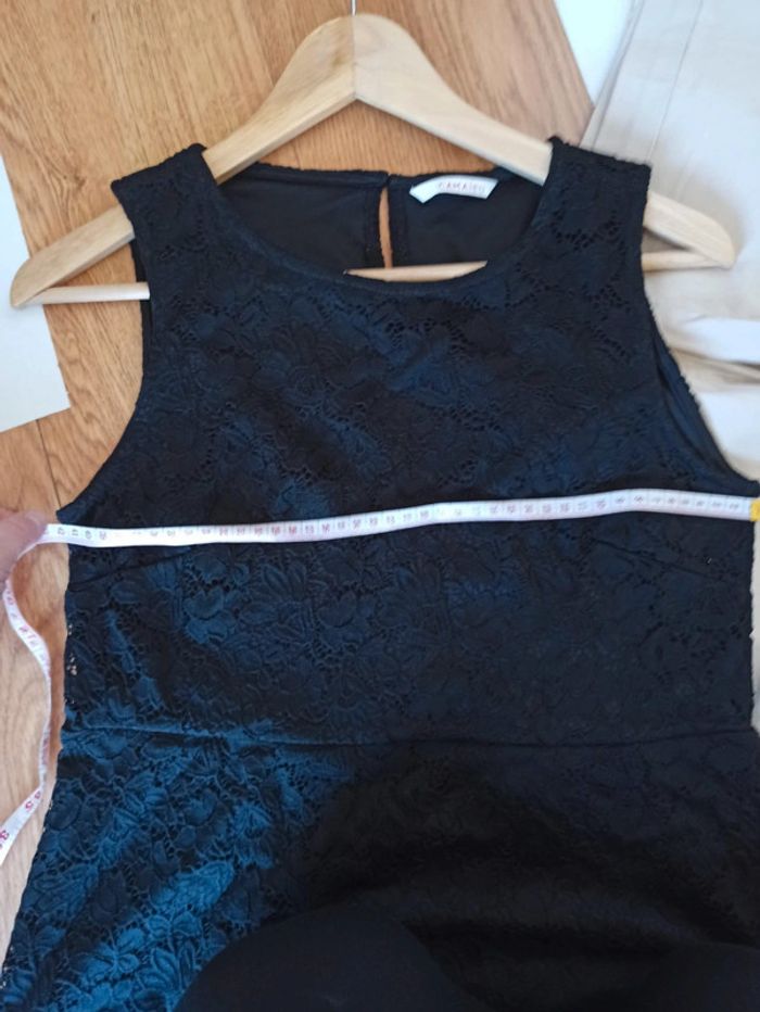 Robe noire - photo numéro 10