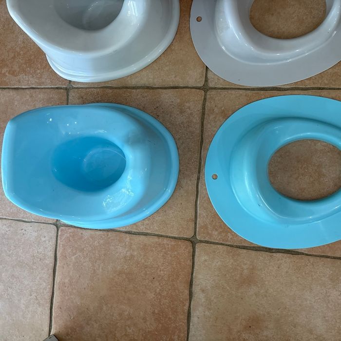 Pot + réducteur de toilette - photo numéro 3