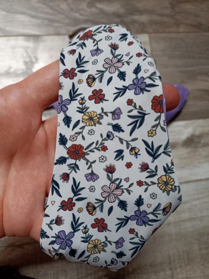 Maillot de bain 1 pièce réversible Kiabi taille 8 ans - photo numéro 8