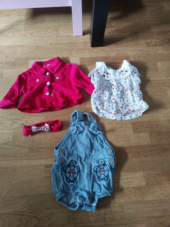 Ensemble (veste, blouse MC, salopette et bandeau) fille 6 mois