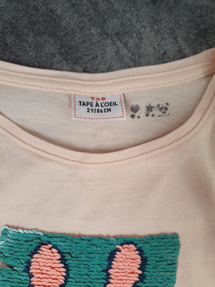 Lot 2 t-shirts fille 2 ans tape à l'œil très bon état - photo numéro 6