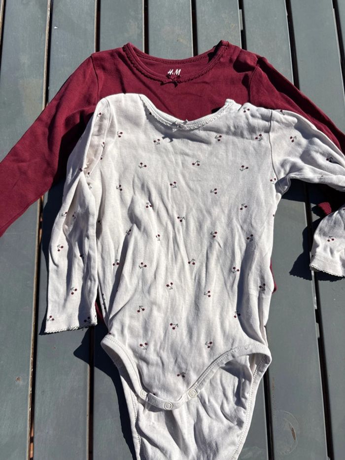 2 bodies H&M 24M