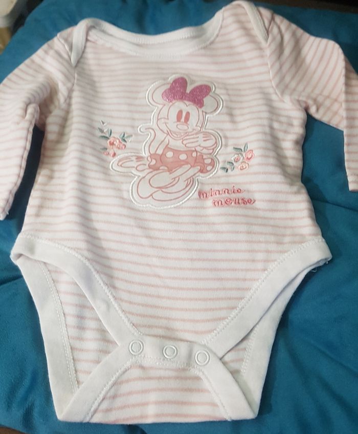 Lot bodies bébé fille - photo numéro 2