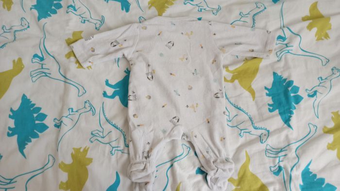 Lot Pyjama 1 mois - photo numéro 5