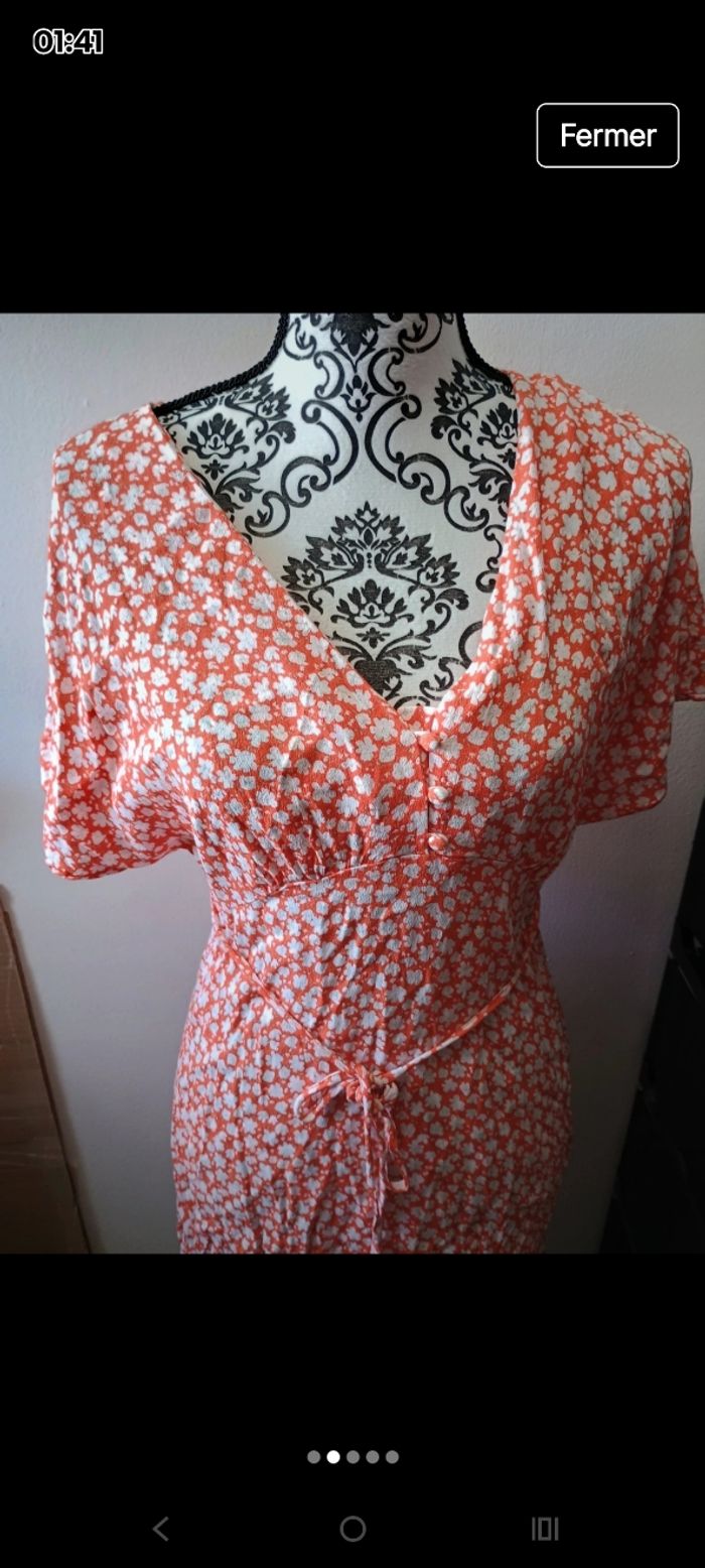 TreS belle robe a fleur mango - photo numéro 2