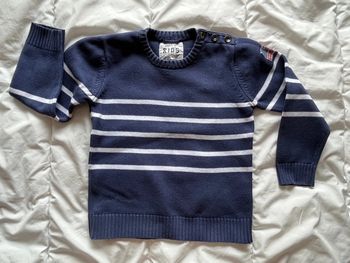 Joli pull Kids Graffiti