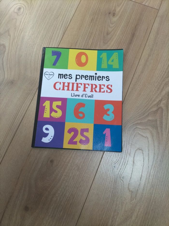 Livre d'éveil Mes premiers chiffres
