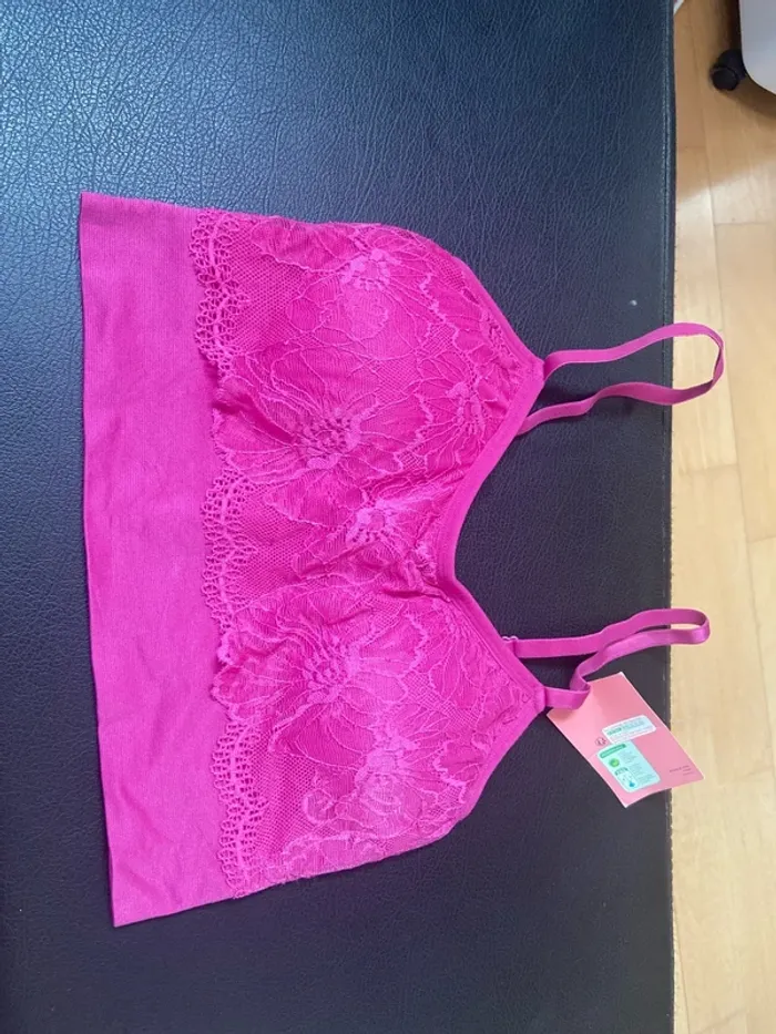 Brassière neuve