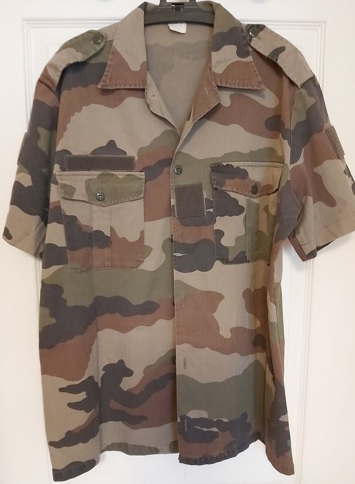 Chemisette homme camouflage Europe - T 39-40