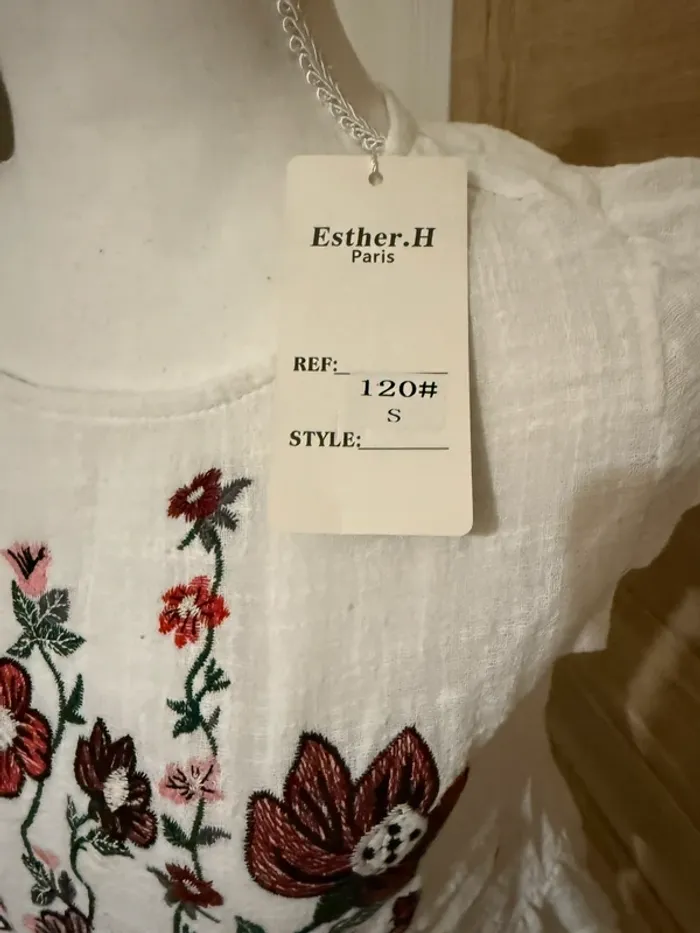 Blouse Blanche Esther H Paris Broderie Florale - Neuf ! - photo numéro 2