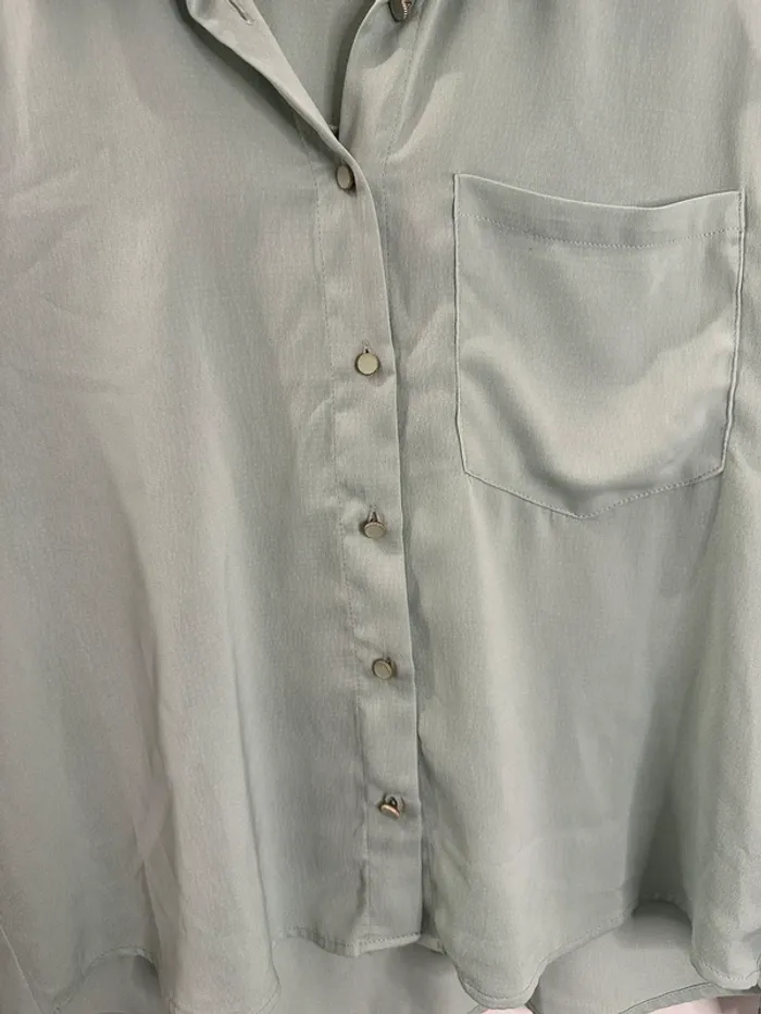 Blouse Taille 38/40 peu portée - photo numéro 6