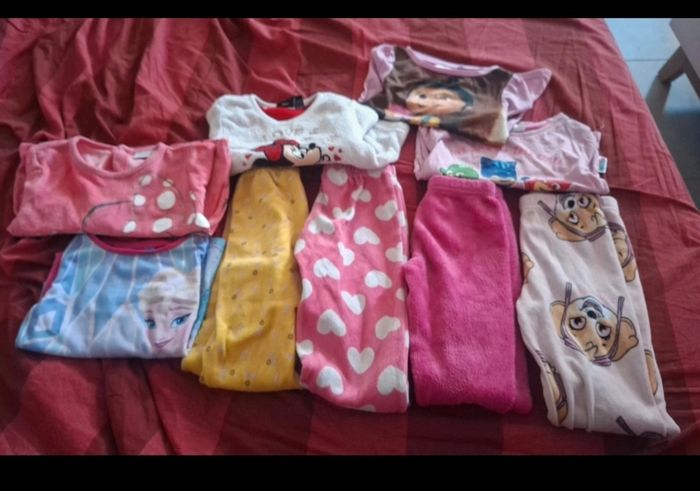 Lots vêtements environs 40 / taille 2/3 ans - photo numéro 5