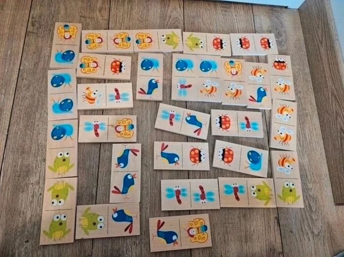 Jeu de 28 dominos en bois