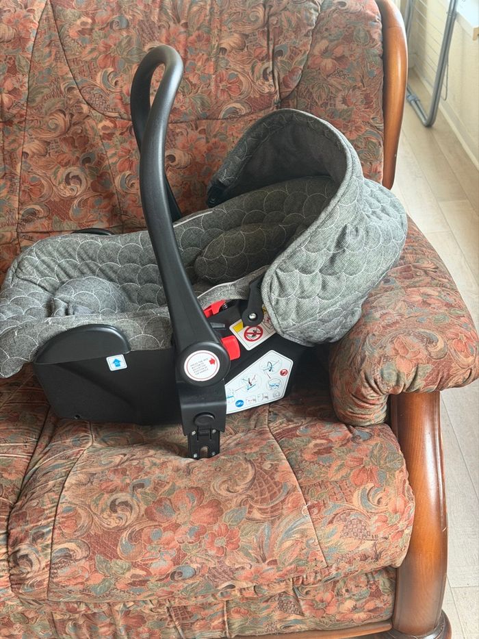 Poussette 3 en 1 - photo numéro 3