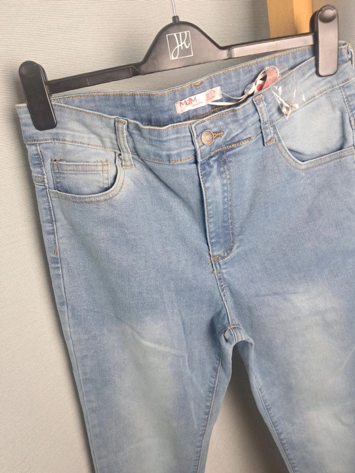 Md'M jean T 40 neuf - photo numéro 2