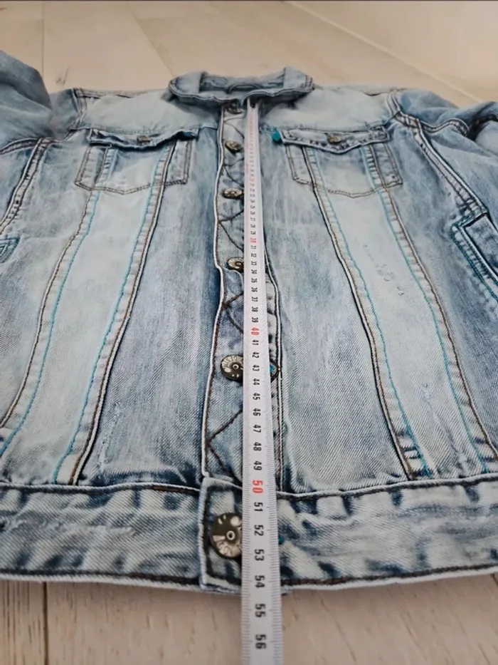 Veste en jean effet usé - photo numéro 18