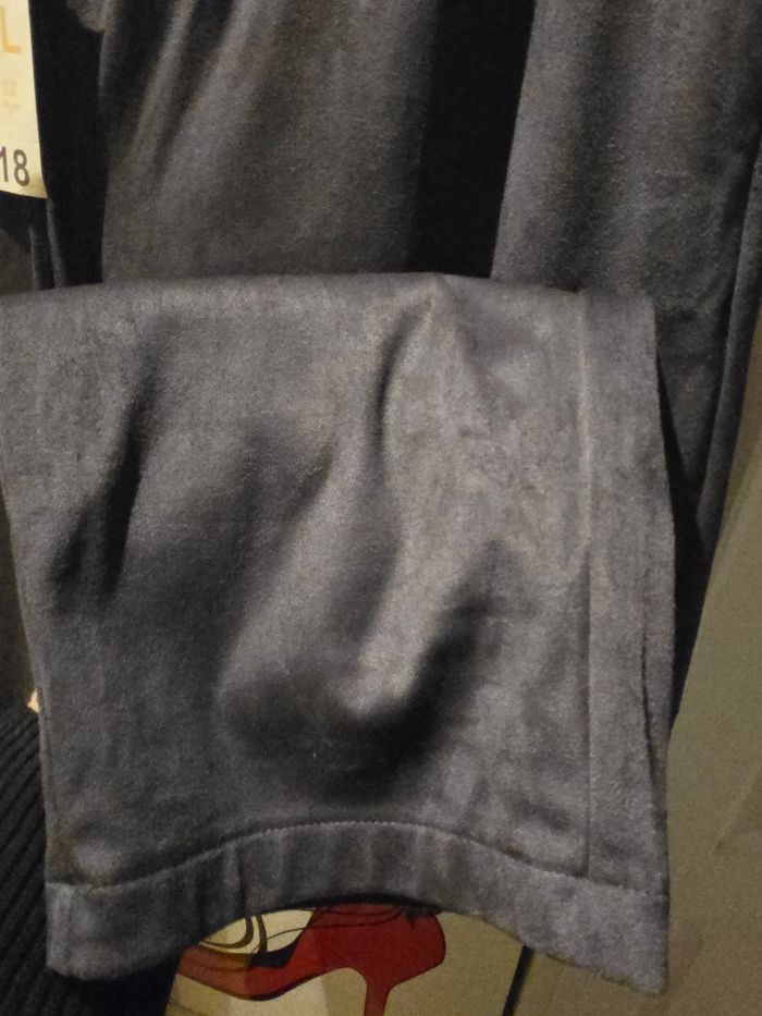 Pantalon jogger suédine gris T.42/44 Primark neuf - photo numéro 5