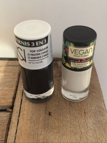 Lot de 2 vernis à ongles