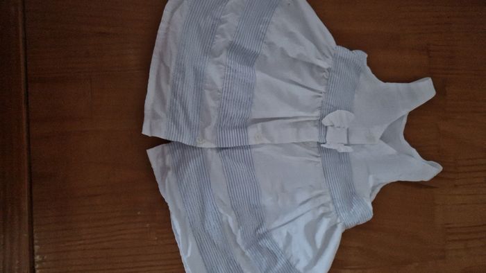 Jolie robe blanche - photo numéro 2