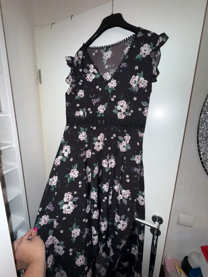 Robe à fleurs - photo numéro 3