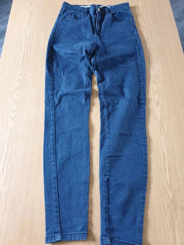 Jean femme Stradivarius T36 long 100cm super hight waist fit bleu foncé