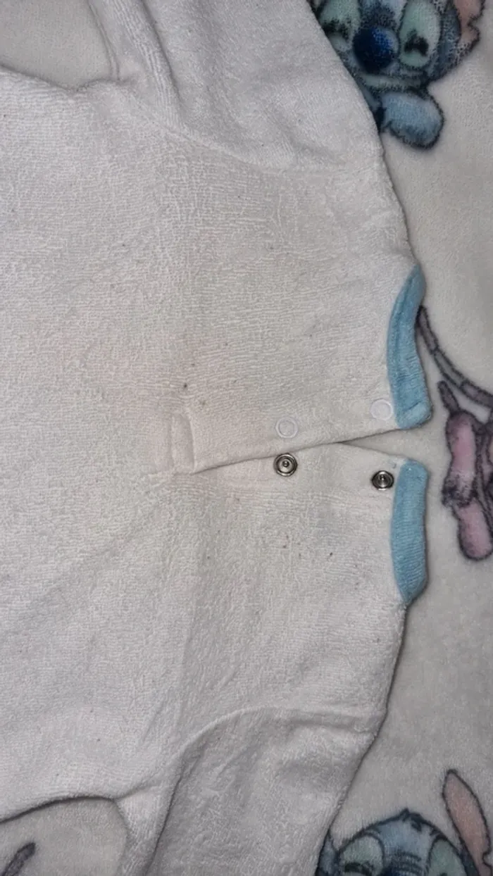 Pyjama le roi lion 1 mois en bon état - photo numéro 8