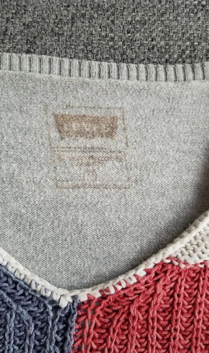 Pull fin Levi's - photo numéro 3