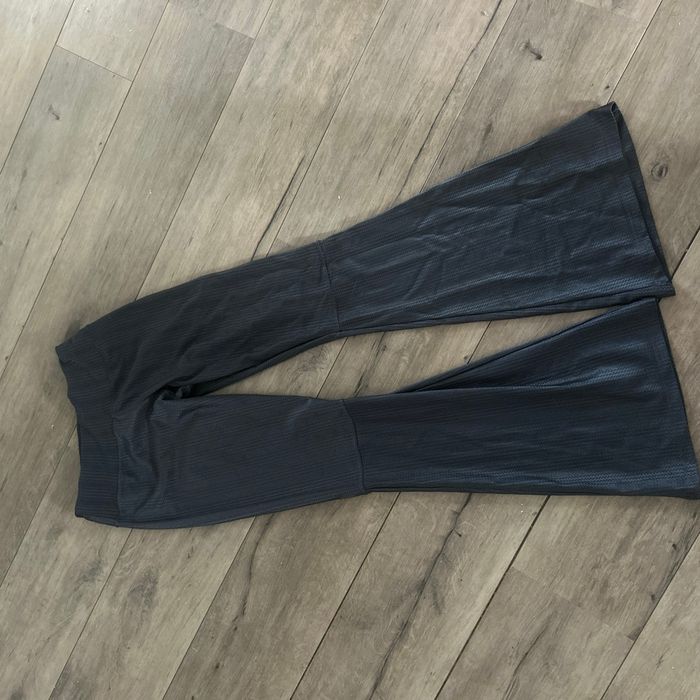 Pantalon effet huilé