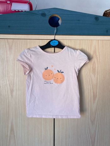 T-shirt « les petits fruits jolie » Kiabi 18 mois